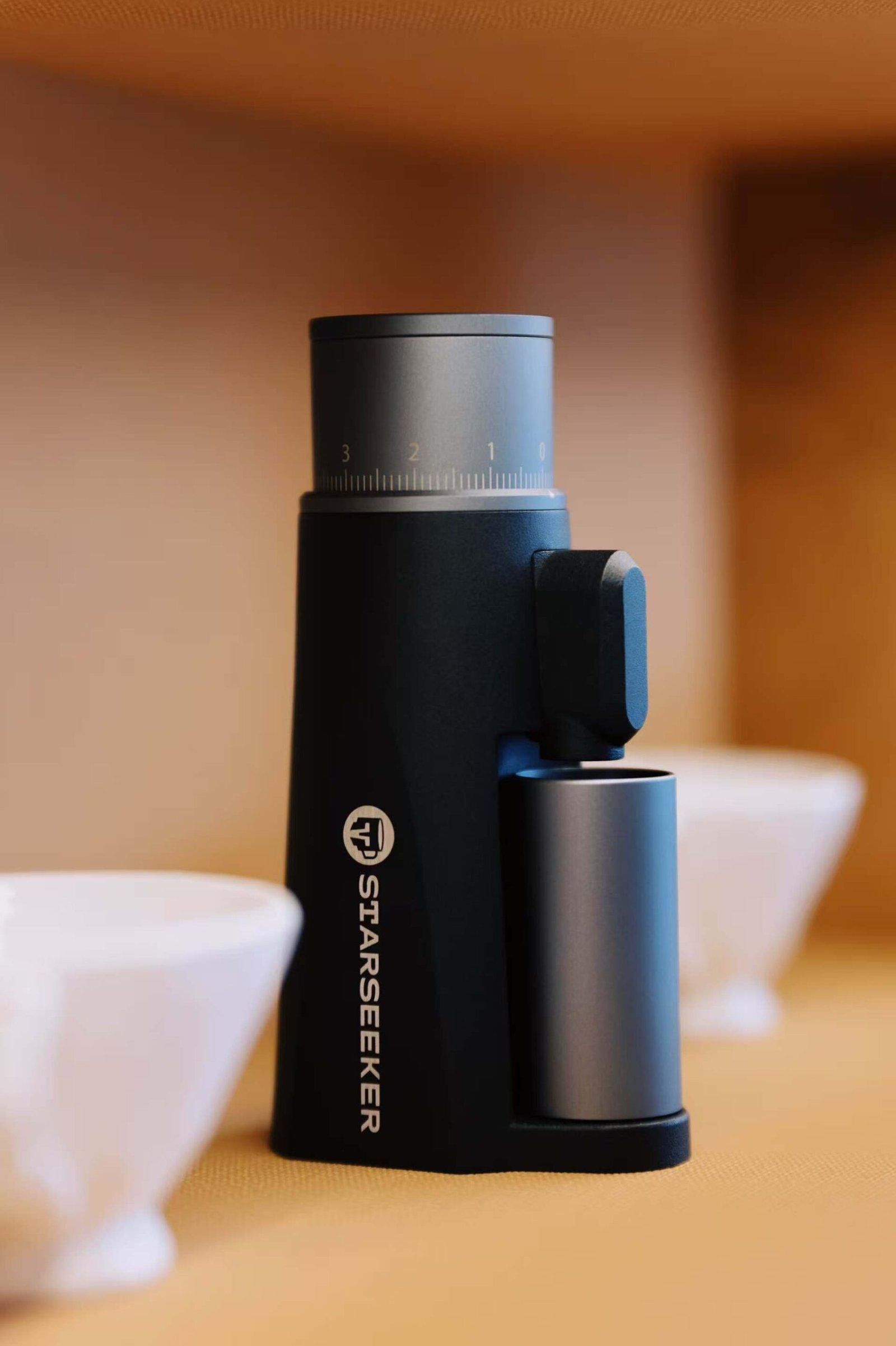 StarSeeker EDGE mini portable electric coffee grinder